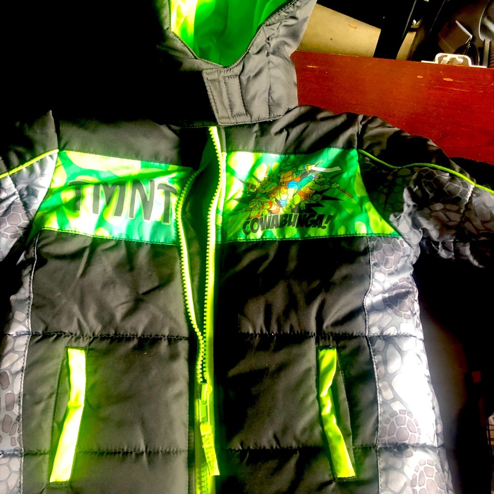 Ninja 🥷 turtle coat